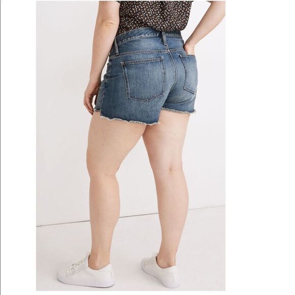 Madewell Relaxed Denim Jean Split Hem Edition Shorts, Size 8‎ (29 Waist) NWT - Picture 7 of 14
